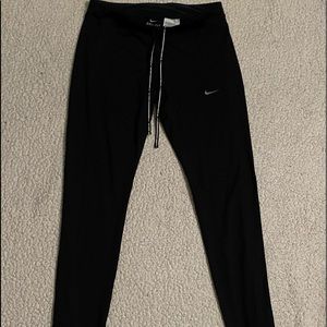 nike running leggings size medium